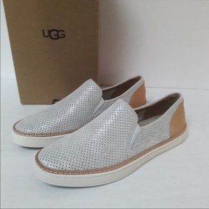 New Ugg Adley Stardust Loafers size 6